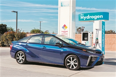 汽车能源角逐:“氢”叫板“电”！