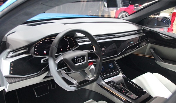 大型轿跑SUV 奥迪Q8于6月5日全球首发